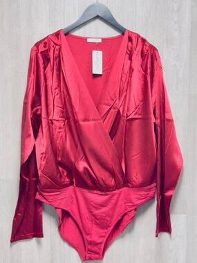 chic Red Satin Surplice Long-Sleeve Bodysuit